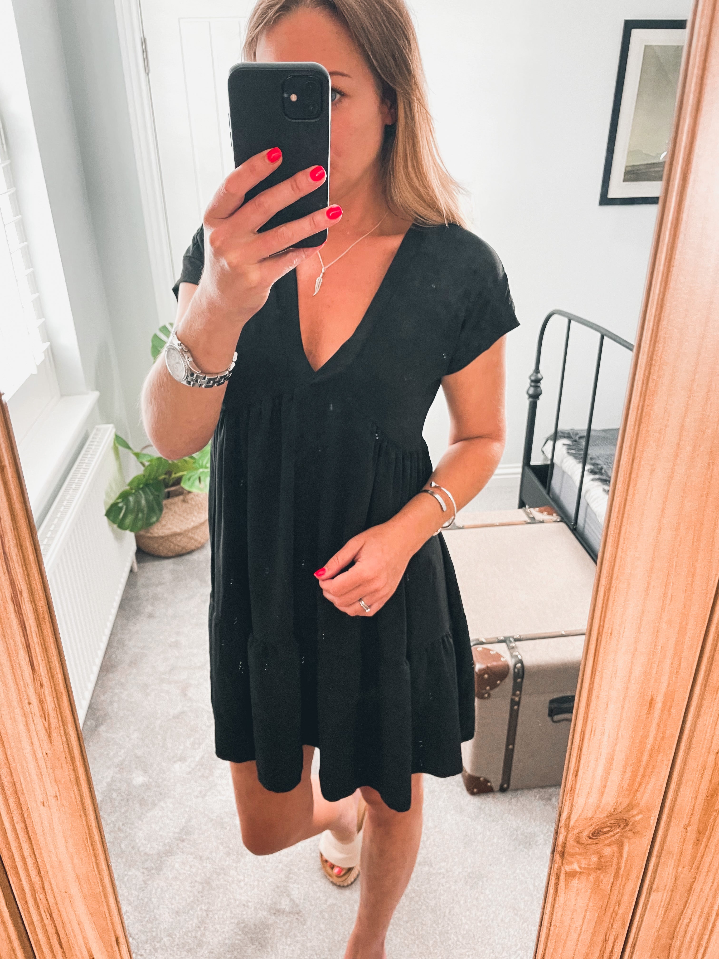 V Neck Short Sleeve Smock Dress - Black